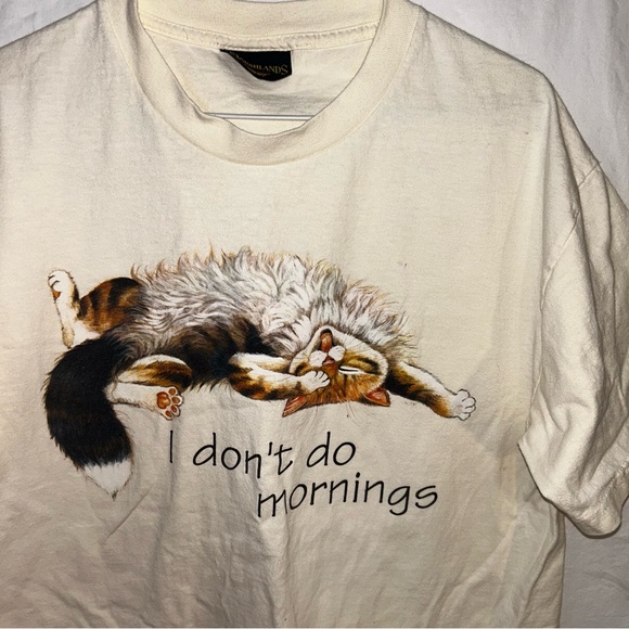 Vintage Marshlands Canada Cat T-Shirt - "I don't do mornings." - Picture 11 of 16